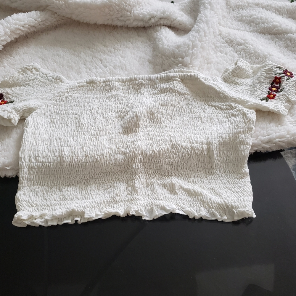 L.A Hearts White Crop Top